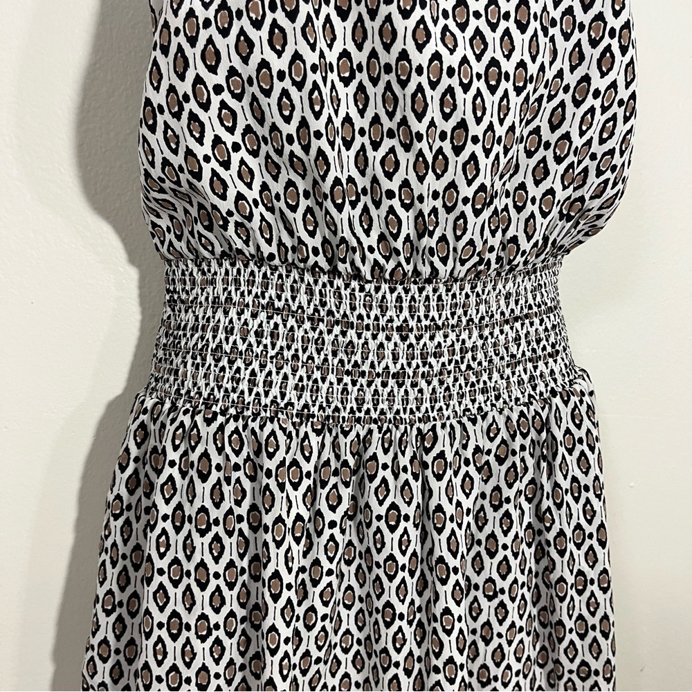Joie 100% Silk Black and White Dress Size Small Rushed Midsection Sophisticated - Picture 6 of 9